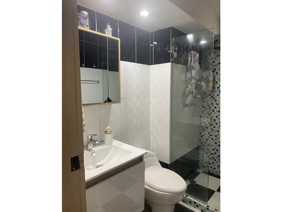 APARTAMENTO EN VENTA LOMA DE LOS BERNAL — foto 5
