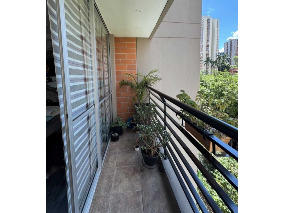 Apartamento En Venta Loma De Los Bernal — foto 5