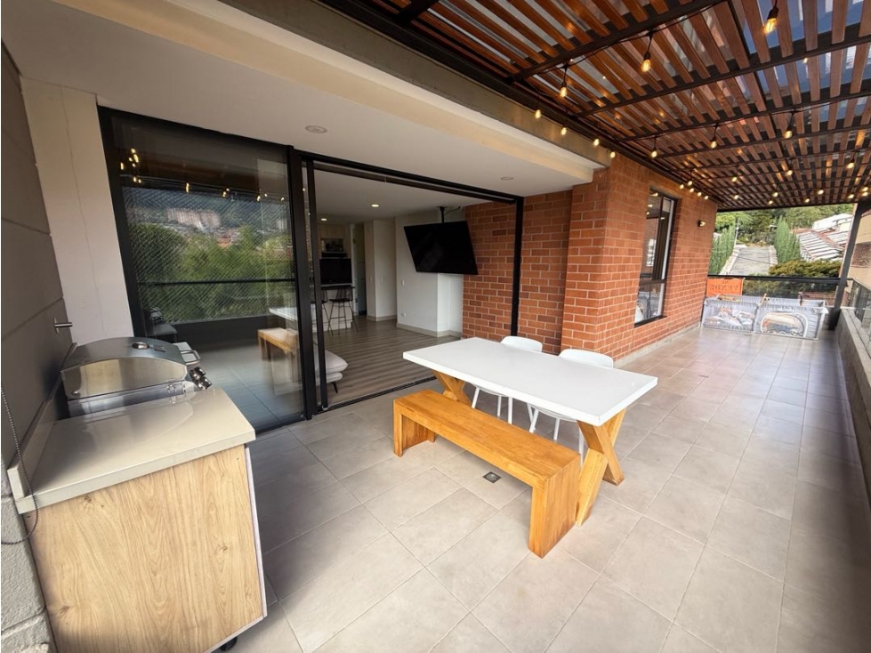 Apartamento en venta Loma de las Brujas parte baja