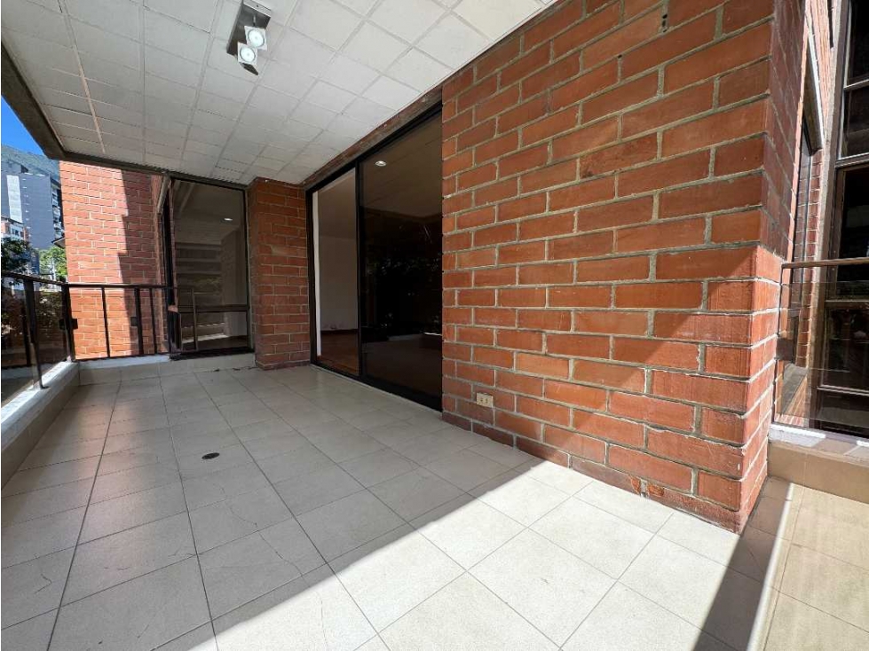 APARTAMENTO EN VENTA EL POBLADO MILLA DE ORO — foto 6