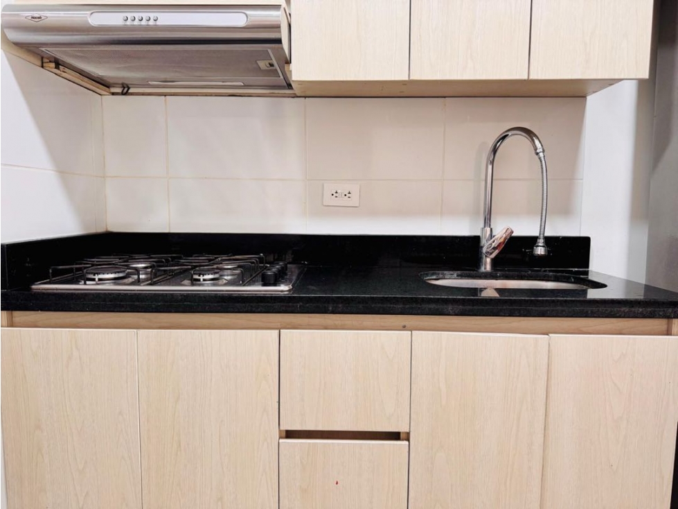 Apartamento en venta loma de san José vista exterior hermosa piso alto — foto 6