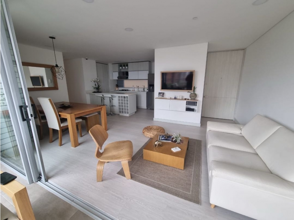 Apartamento en venta en Envigado Loma del Chocho — foto 3
