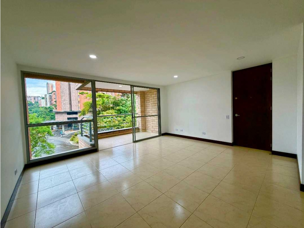 Apartamento en Venta, Loma del Escobero - Envigado — foto 3