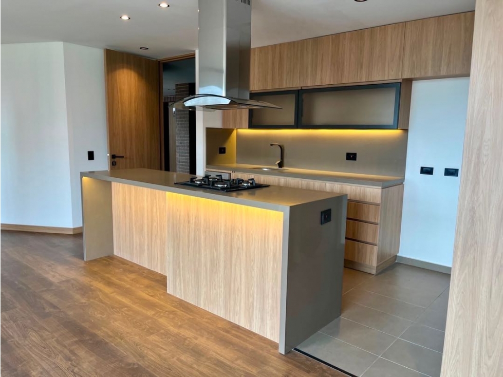 Apartamento en Venta Loma del Esmeraldal, Envigado 86 MT2
