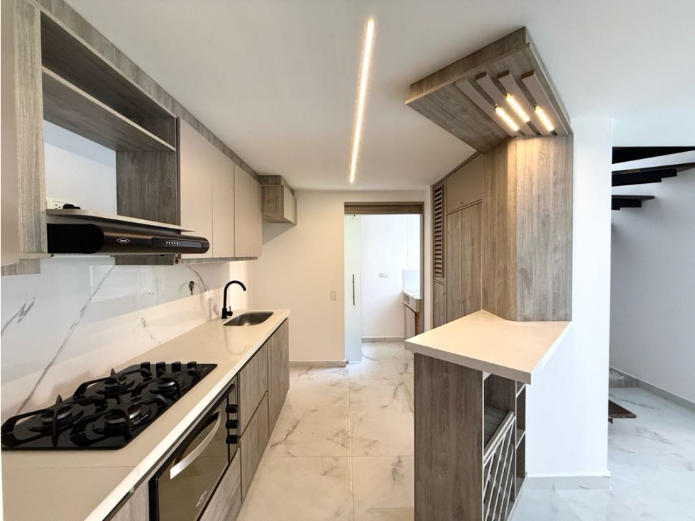 APARTAMENTO EN VENTA LOMA DEL INDIO DUPLEX REMODELADO EN SU TOTALIDAD — foto 4