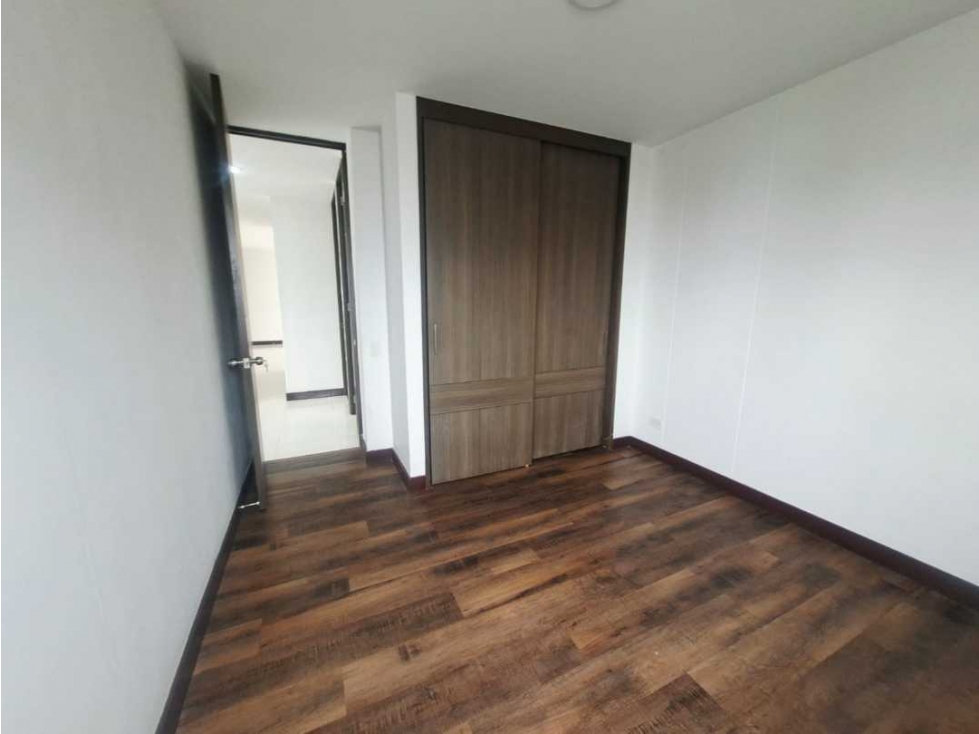 Apartamento en venta Loma del Esmeraldal Envigado SN11 — foto 2