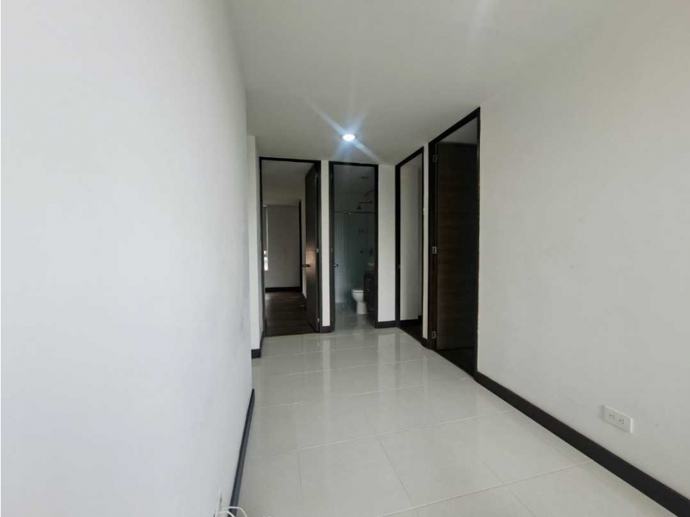 Apartamento en venta Loma del Esmeraldal Envigado SN11 — foto 5