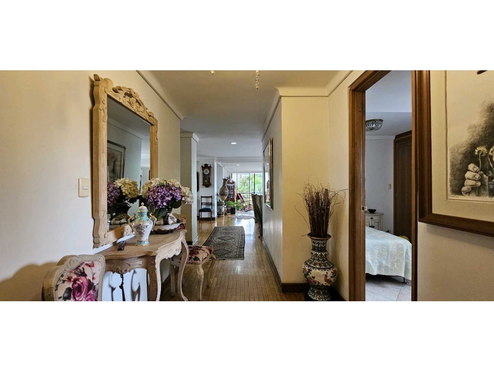 Espectacular Apartamento de 240m² en Venta en San Lucas, El Poblado — foto 2