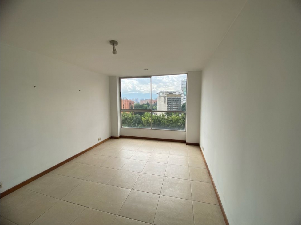 APARTAMENTO EN VENTA, MEDELLIN POBLADO, OVIEDO — foto 3