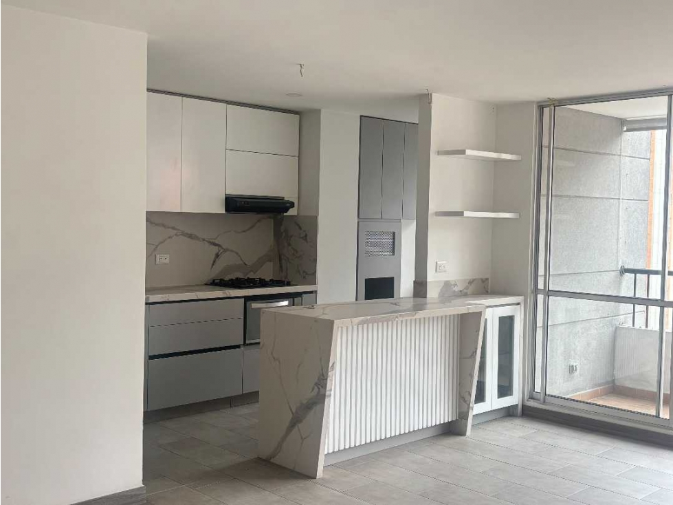Apartamento En Venta Medellin Los Colores. — foto 3