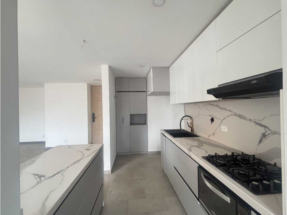 Apartamento En Venta Medellin Los Colores. — foto 6