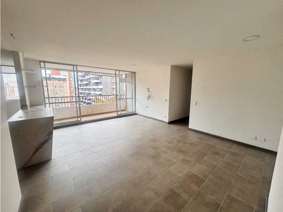 Apartamento En Venta Medellin Los Colores. — foto 2
