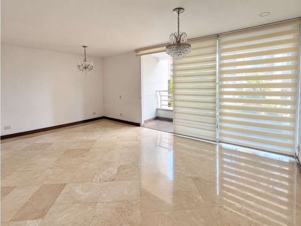 APARTAMENTO EN VENTA MEDELLIN POBLADO SECTOR SANTA MARÍA DELOS ANGELES — foto 4