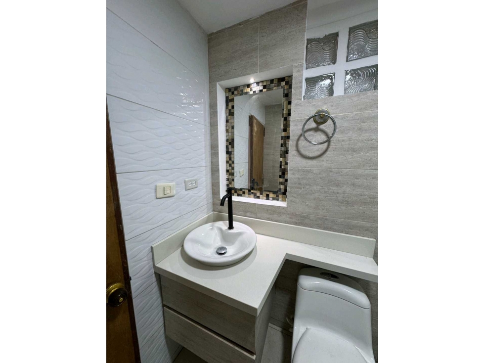 APARTAMENTO EN VENTA BOSTON MEDELLIN — foto 5