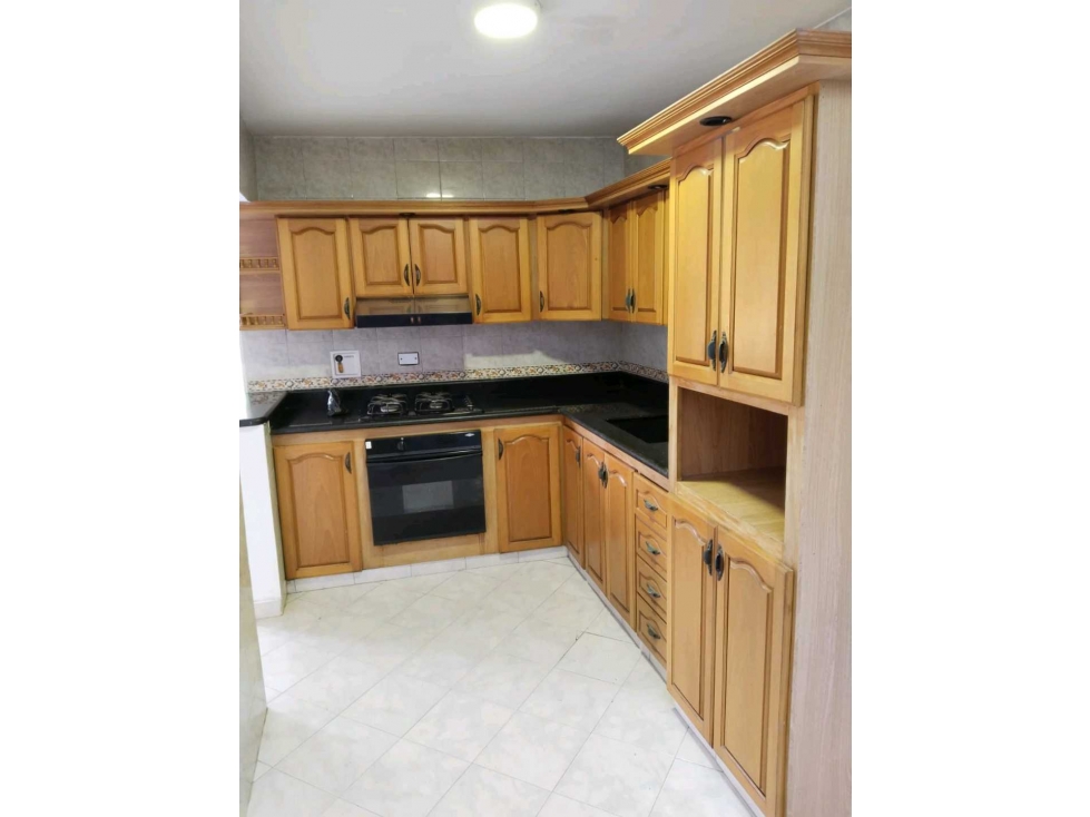 Apartamento en venta Medellín Buenos Aires — foto 3