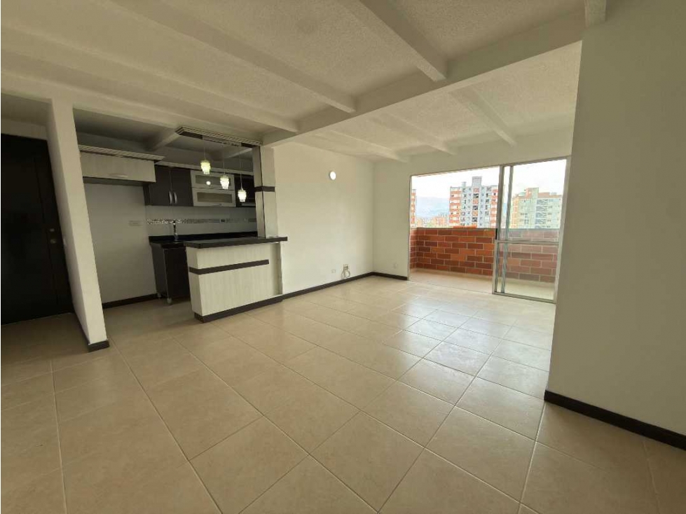 Apartamento en alquiler en calasanz