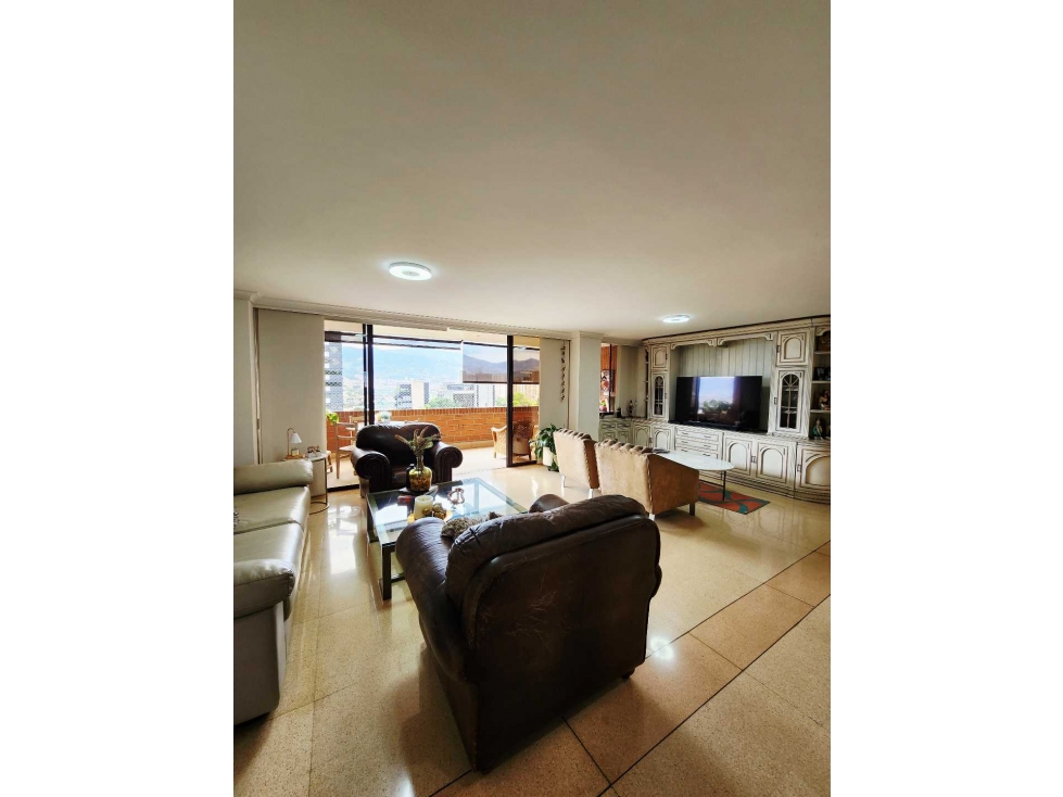 APTO EN VENTA MEDELLÍN, EL POBLADO, CASTROPOL. Mt. 5mm!