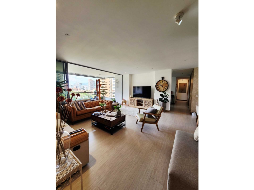 APARTAMENTO EN VENTA, MEDELLÍN, EL POBLADO, LOMA DE LOS PARRA.
