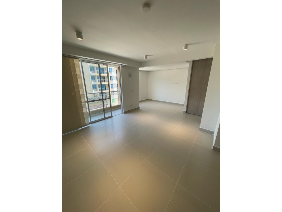 Apartamento en venta o arriendo en Lago Alto