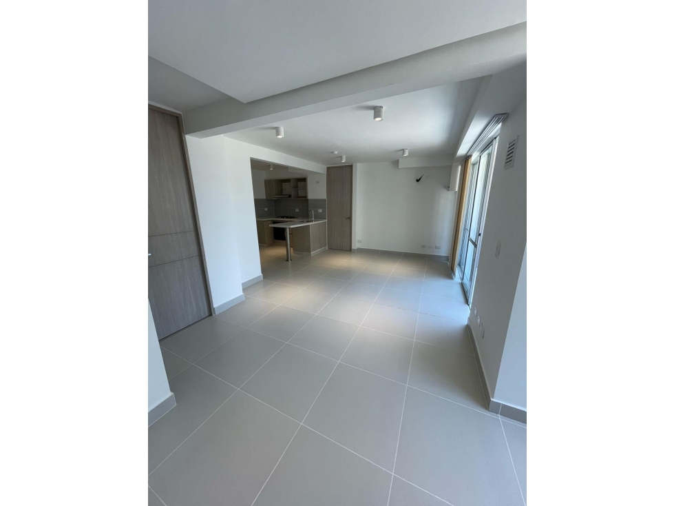 Apartamento en venta o arriendo en Lago Alto — foto 3