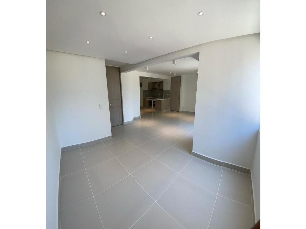 Apartamento en venta o arriendo en Lago Alto — foto 4