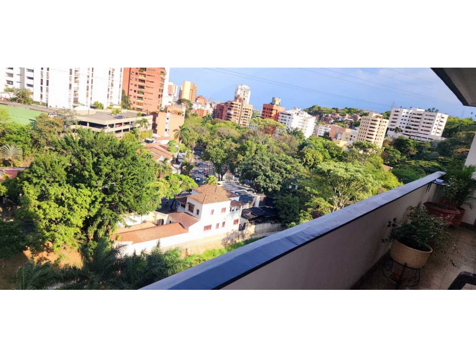 Apartamento en venta oeste de cali barrio santa teresita piso 11 240m²