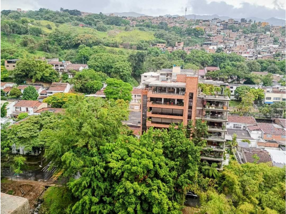 Apartamento en venta oeste de cali barrio santa teresita area 300 m²
