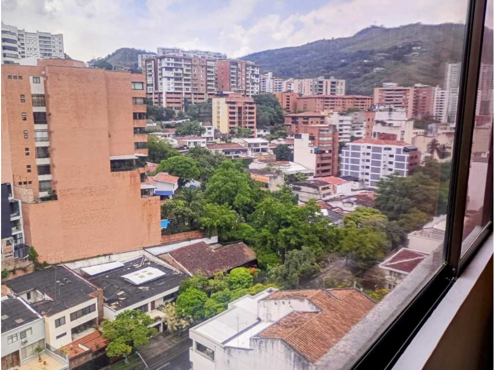 Alquilo Apartamento oeste de cali barrio santa teresita area 300 m²