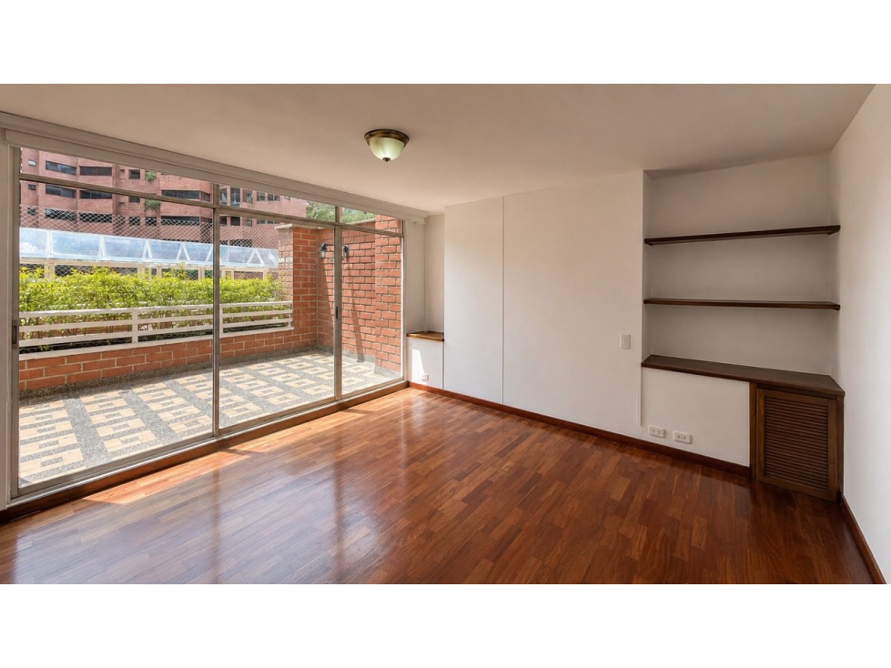 OPORTUNIDAD PARA FLIPPING APARTAMENTO EN EL POBLADO