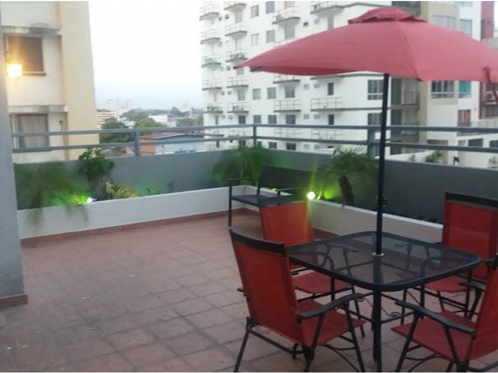 Apartamento en Venta Parque Lefevre 105m² con Terraza $135,000
