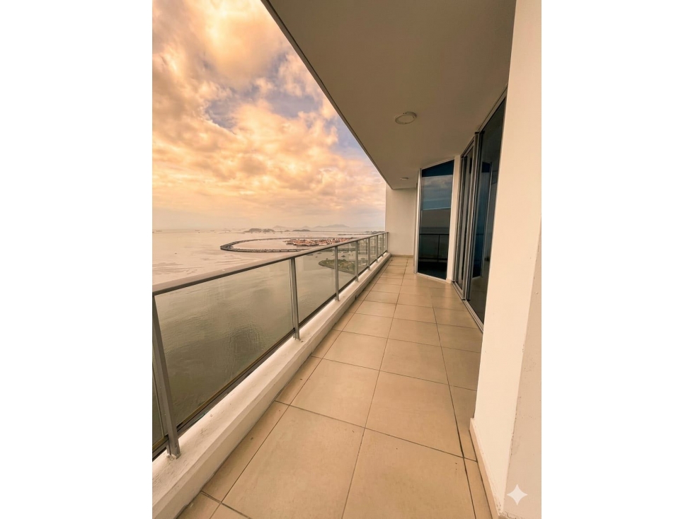 Apartamento en venta Ph Destiny Avenida Balboa 2 recámaras vista mar — foto 2