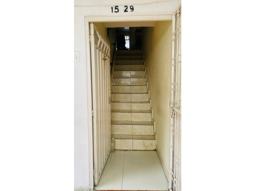 APARTAMENTO EN VENTA PISO 2 DANGON — foto 4