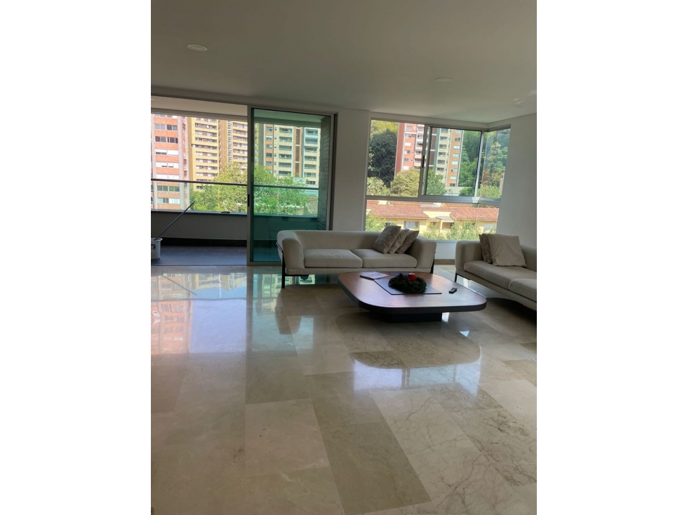Apartamento en Venta en El Poblado sector Castropol