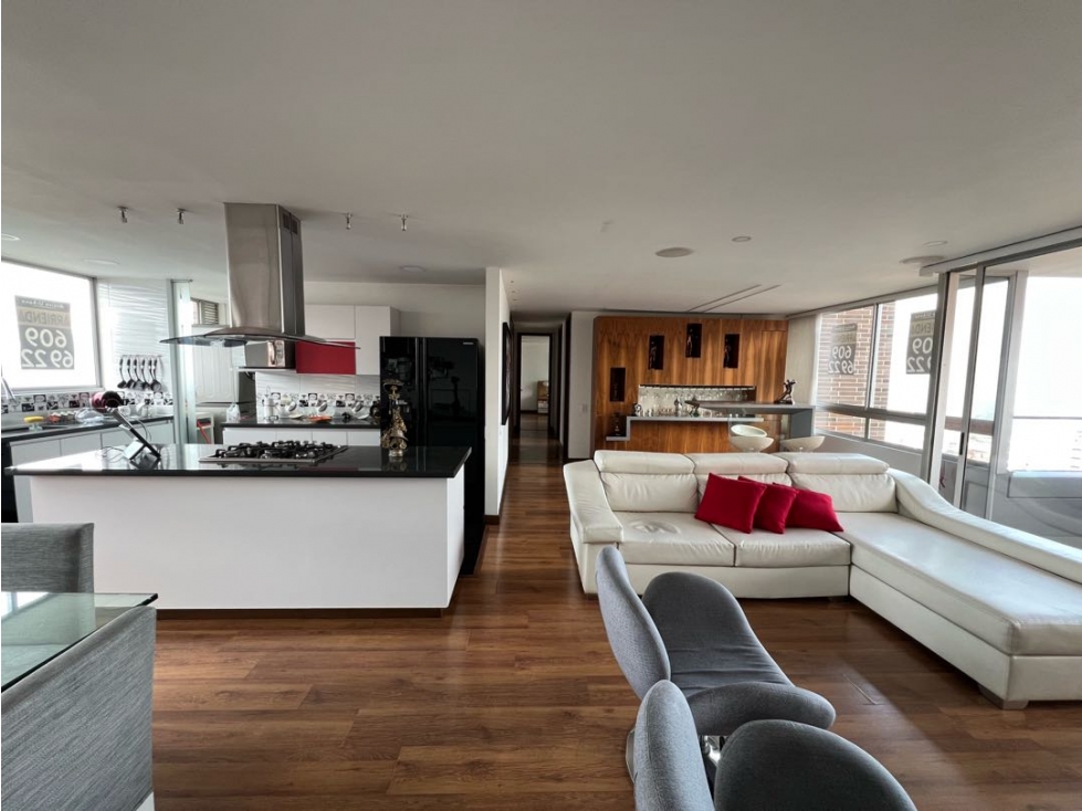 APARTAMENTO EN VENTA, POBLADO CASTROPOL — foto 3