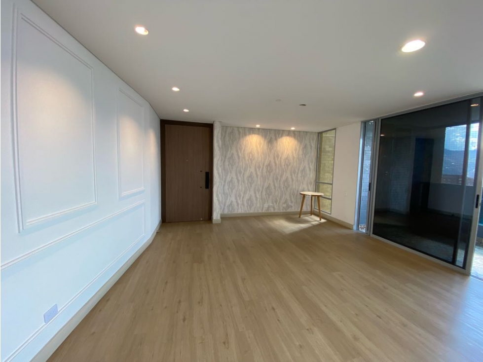 APARTAMENTO EN VENTA, POBLADO CASTROPOL — foto 5