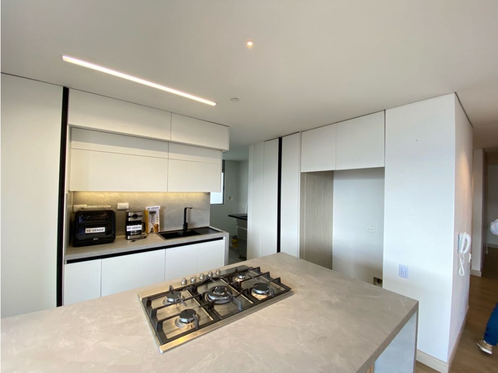 APARTAMENTO EN VENTA, POBLADO CASTROPOL — foto 6