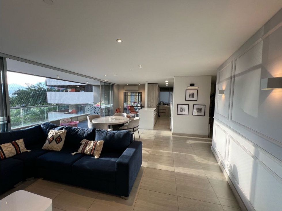 APARTAMENTO EN VENTA, POBLADO CASTROPOL 158m2 — foto 3
