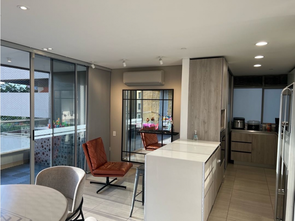 APARTAMENTO EN VENTA, POBLADO CASTROPOL 158m2 — foto 5