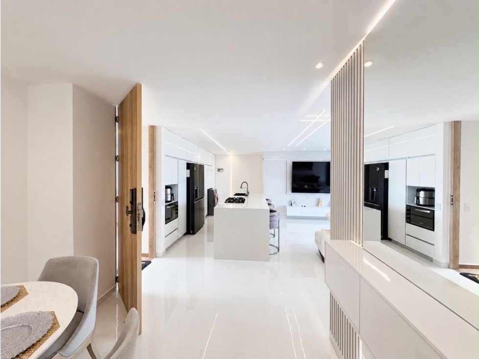 Apartamento en venta Poblado Ciudad del Rio — foto 2