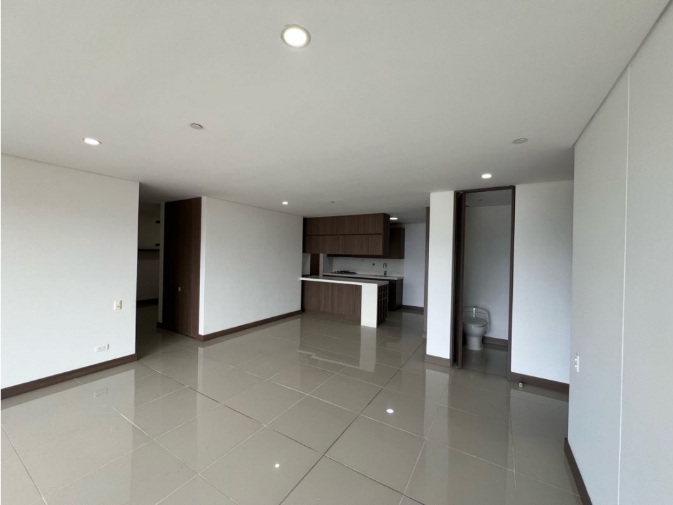 APARTAMENTO EN VENTA, POBLADO CASTROPOL 120m2 - 2