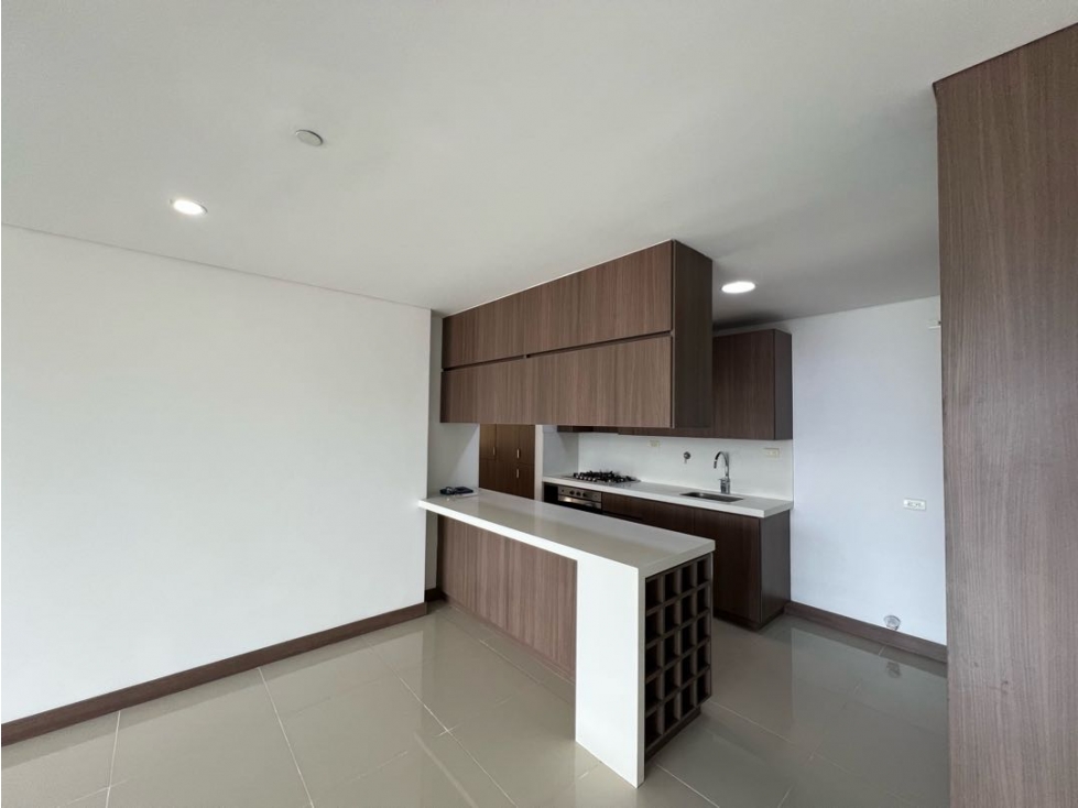 APARTAMENTO EN VENTA, POBLADO CASTROPOL 120m2 - 4