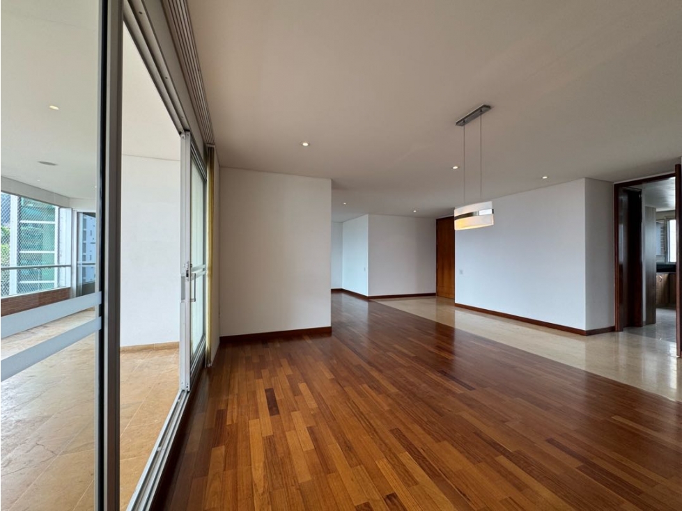 Apartamento en venta Poblado El Tesoro — foto 2
