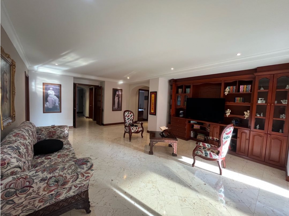 Apartamento en Venta en El Poblado sector La Tomatera
