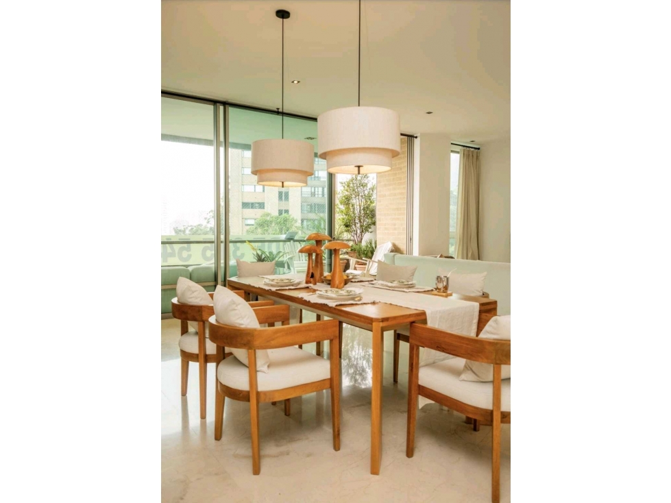 Apartamento en venta Poblado Los Balsos alto valor. — foto 2