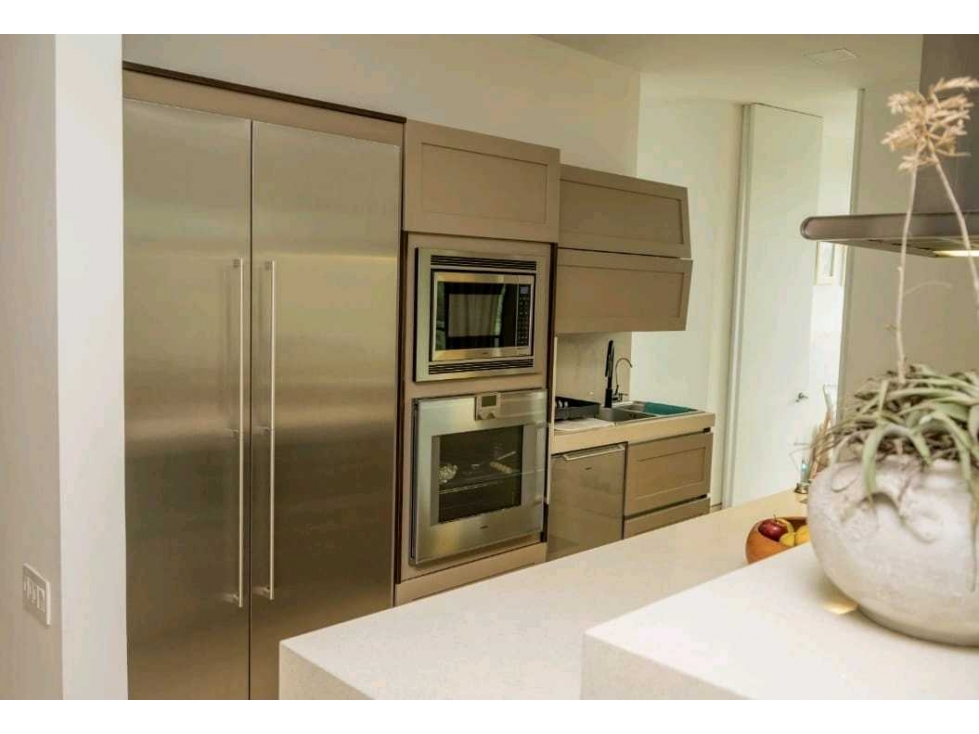 Apartamento en venta Poblado Los Balsos alto valor. — foto 3