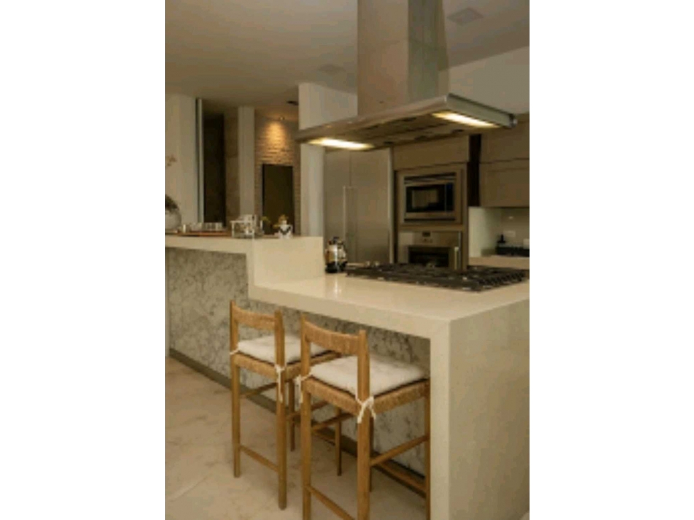 Apartamento en venta Poblado Los Balsos alto valor. — foto 6