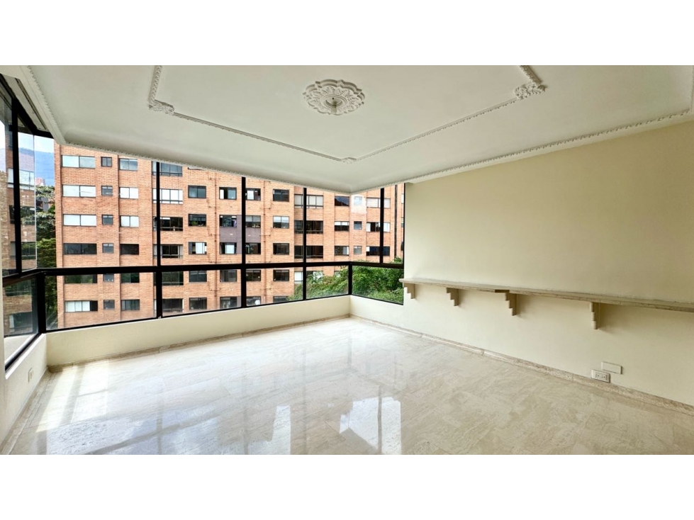 APARTAMENTO EN VENTA POBLADO LA TOMATERA — foto 2