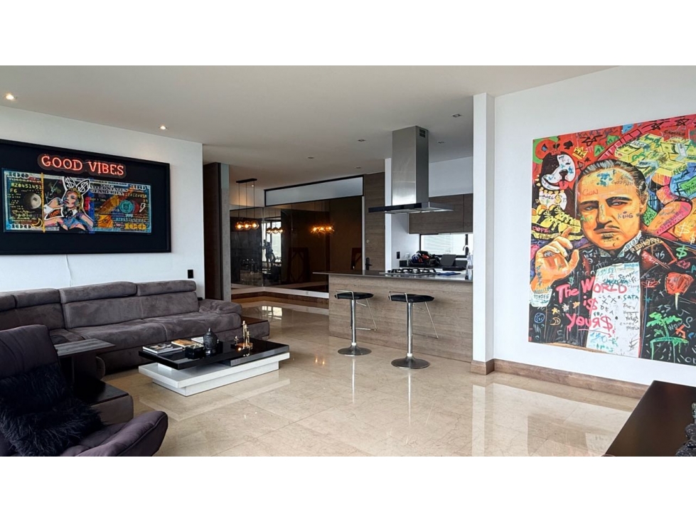 Apartamento en venta poblado san lucas estupenda vista