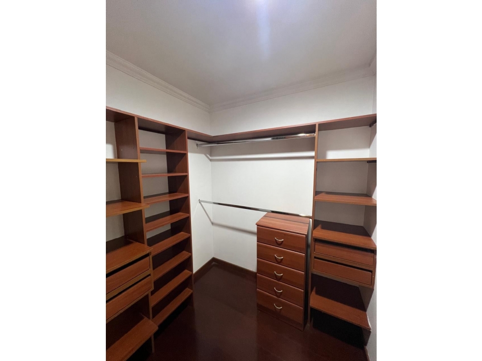Apartamento en Arriendo en Medellín Poblado Tesoro — foto 6