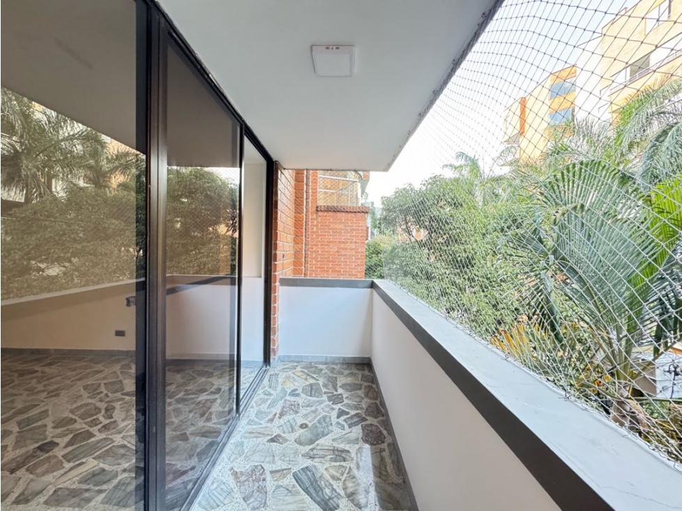 Apartamento en venta reformado Laureles segundo parque — foto 6